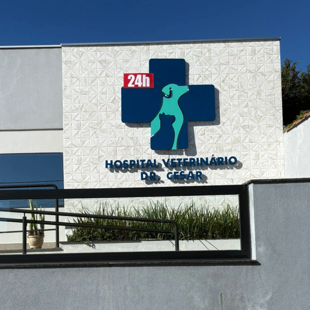 Entrada do Hospital Veterinário Dr. Cesar